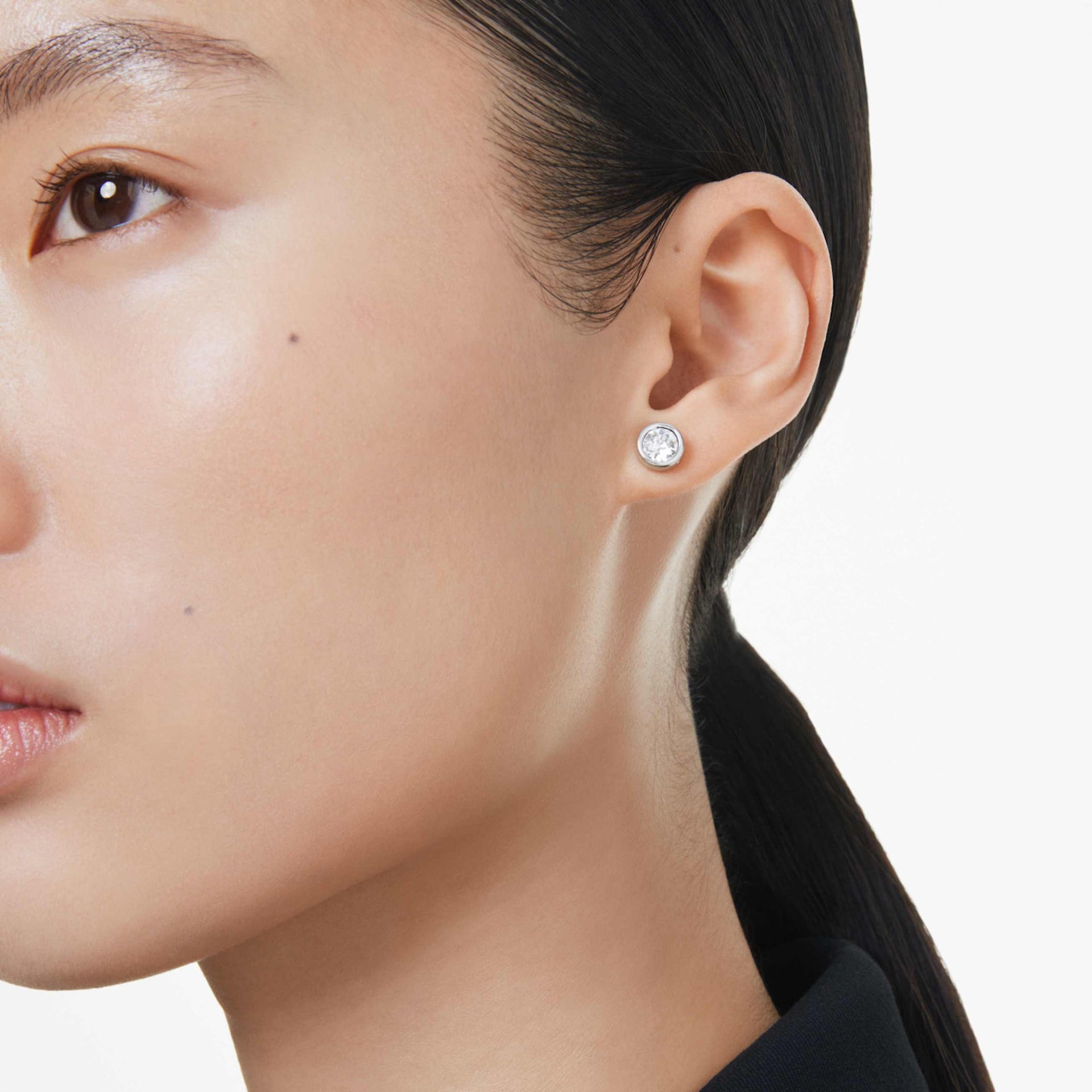 IMBER STUD EARRINGS ROUND CUT WHITE RHODIUM PLATED