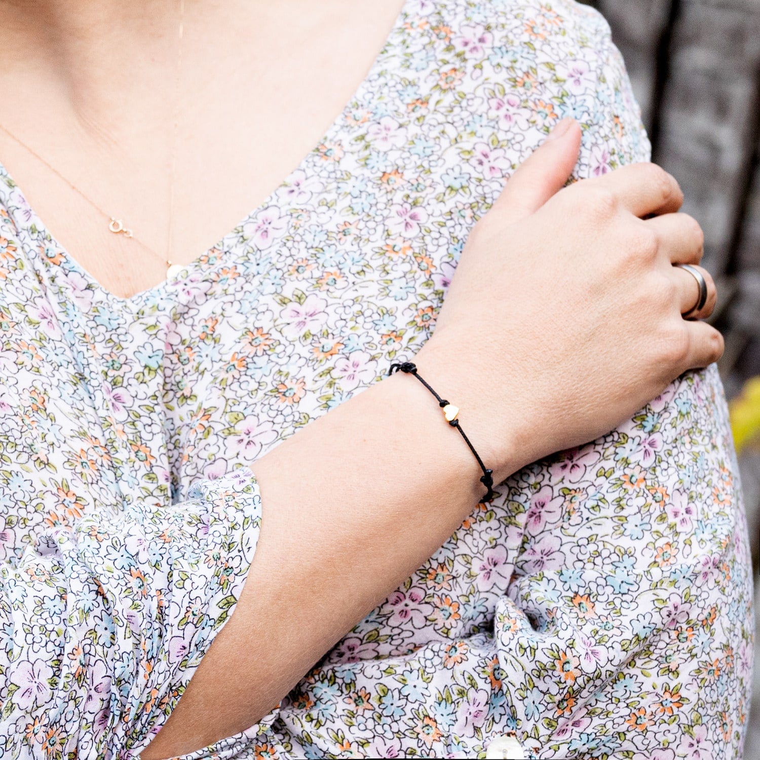 Minimal & Ultra Thin Heart Gold Bracelet For Women - Gold