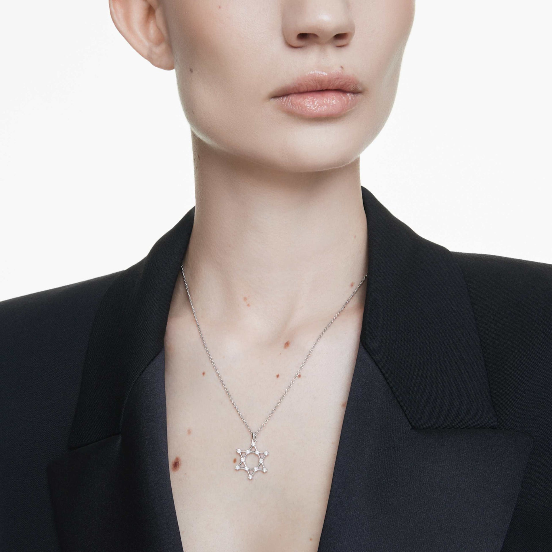 INSIGNE PENDANT ROUND CUT STAR WHITE RHODIUM PLATED