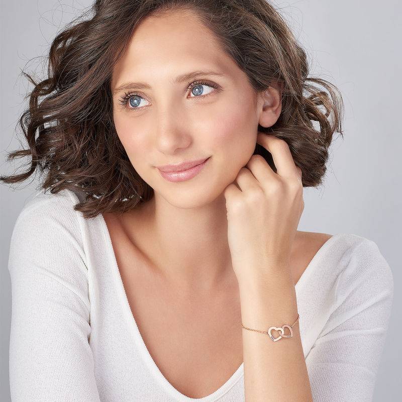 Birthday Presents for Mom - Interlocking Hearts Bracelet with 18K Rose Gold Plating - Engraved Bracelet for Mom