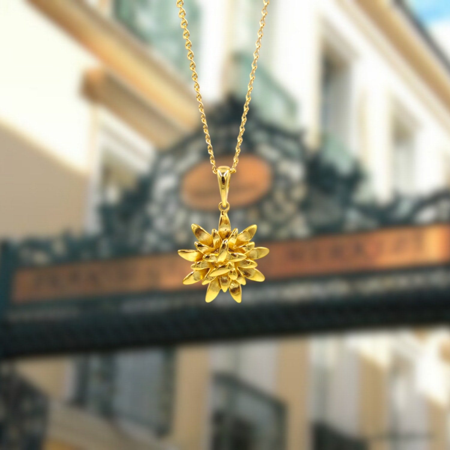 Istanbulite Floral Necklace