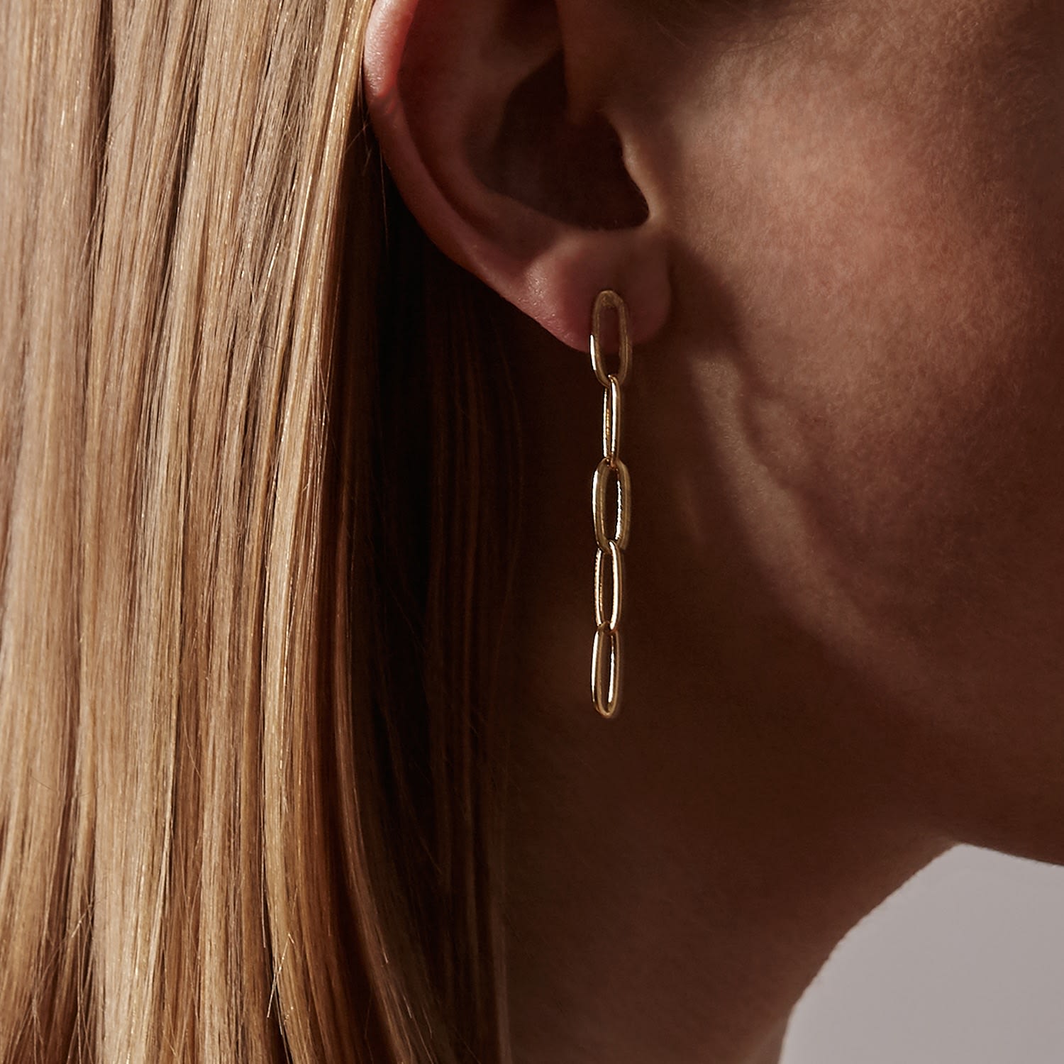 Fine Chainlink Studs - Gold