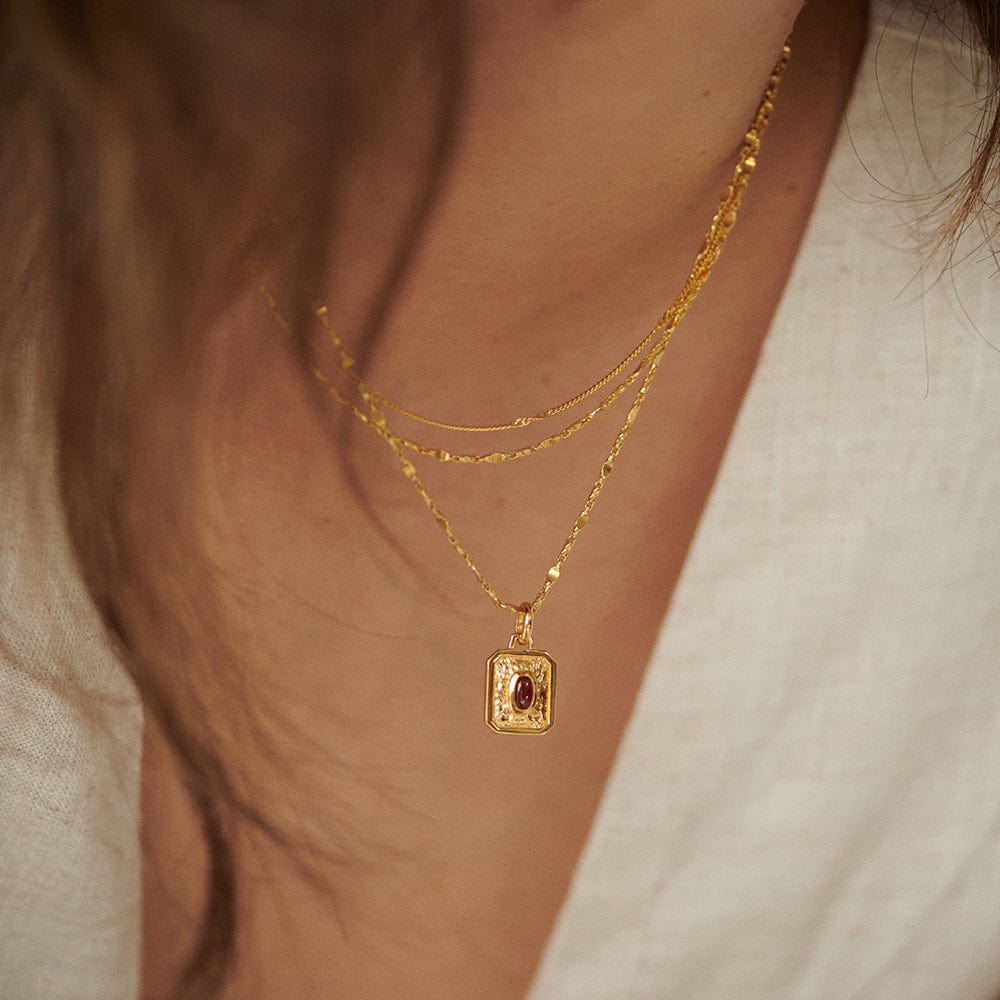 january-garnet-birthstone-necklace-18ct-gold-plated-daisy-london