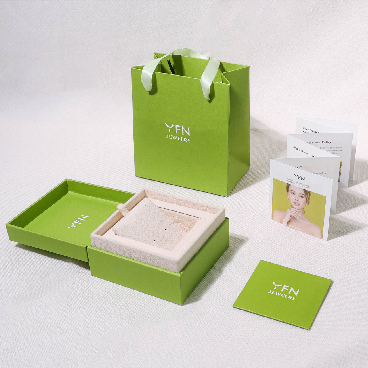 10K Gold Cubic Zirconia Heart Necklace for Women