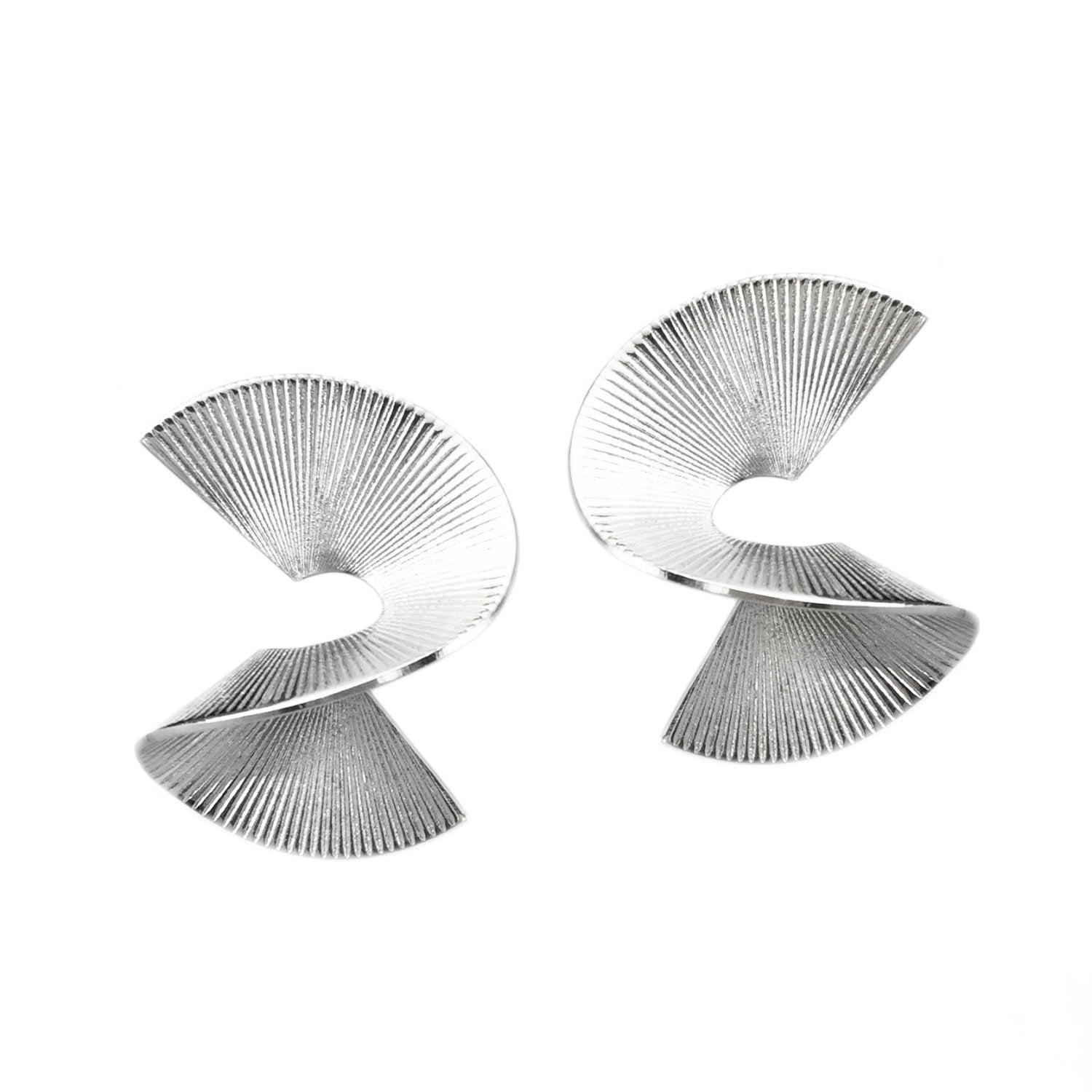 Solarwave Studs Small Silver