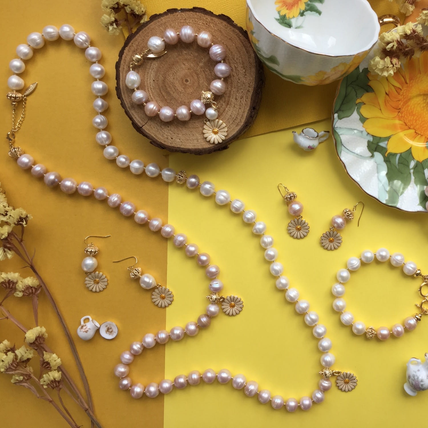 White & Orange Freshwater Pearls With Flower Summer Necklace