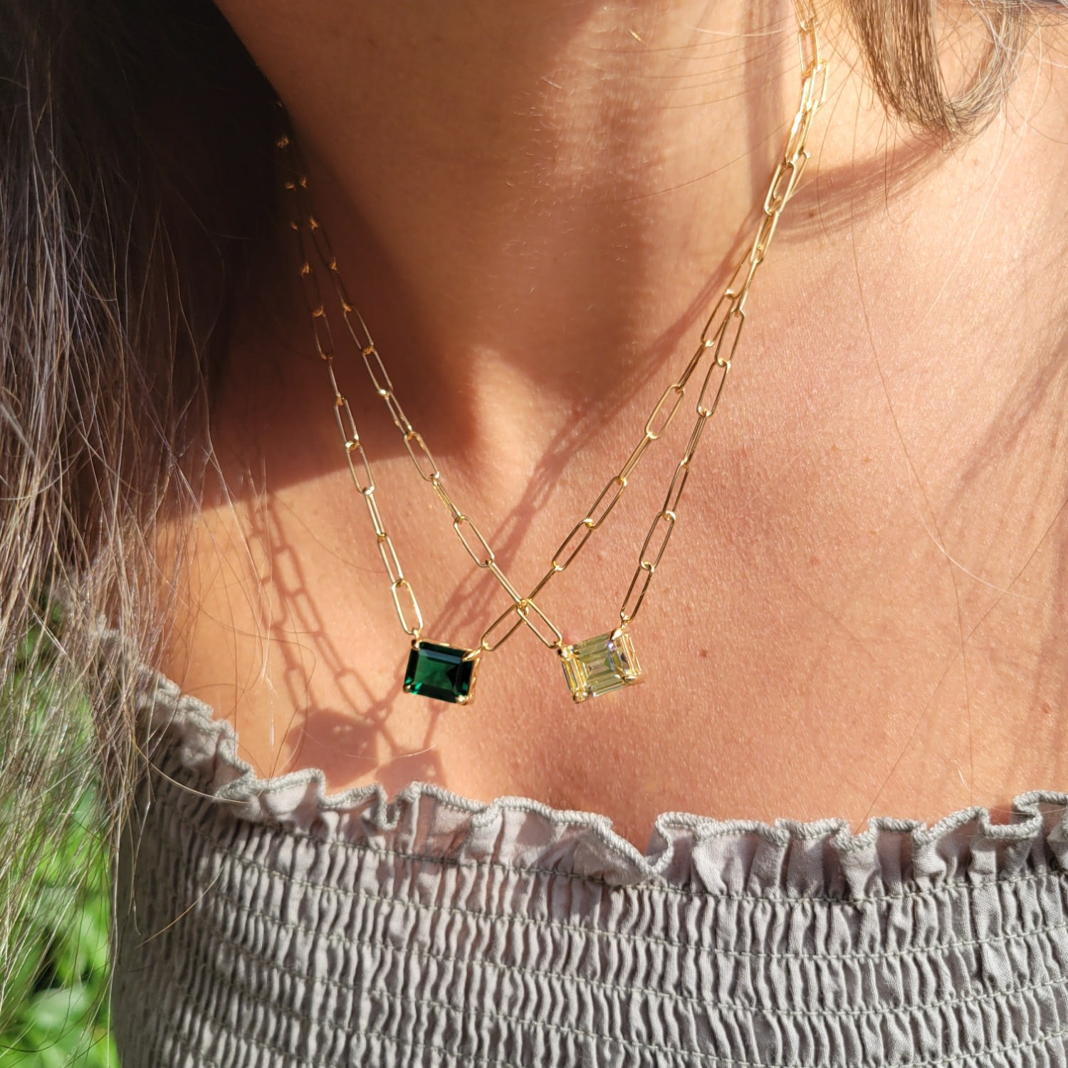 Paperclip Chain With Colored Stone Emerald - Gold