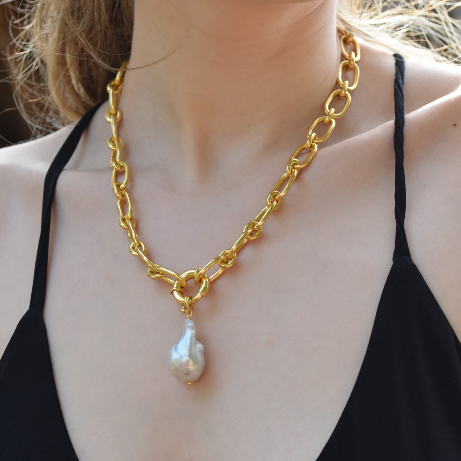 Baroque Pearl Pendant