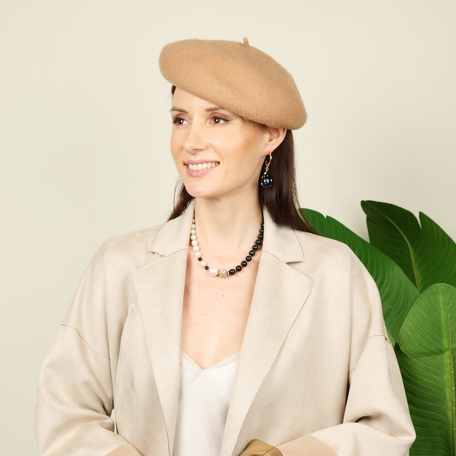 Classic Style Black Obsidian With Freshwater Pearls Necklace