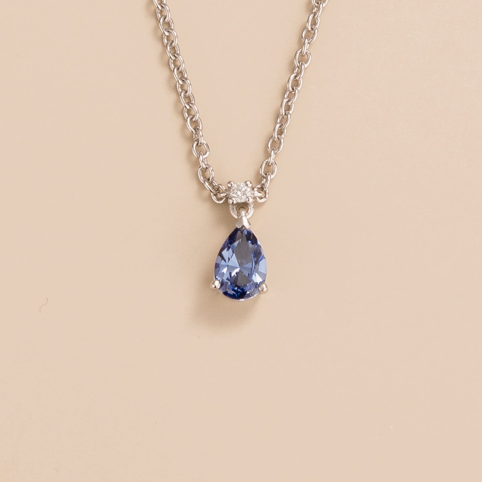 Ori Small White Gold Pendant Necklace Pastel Blue Sapphire & Diamond