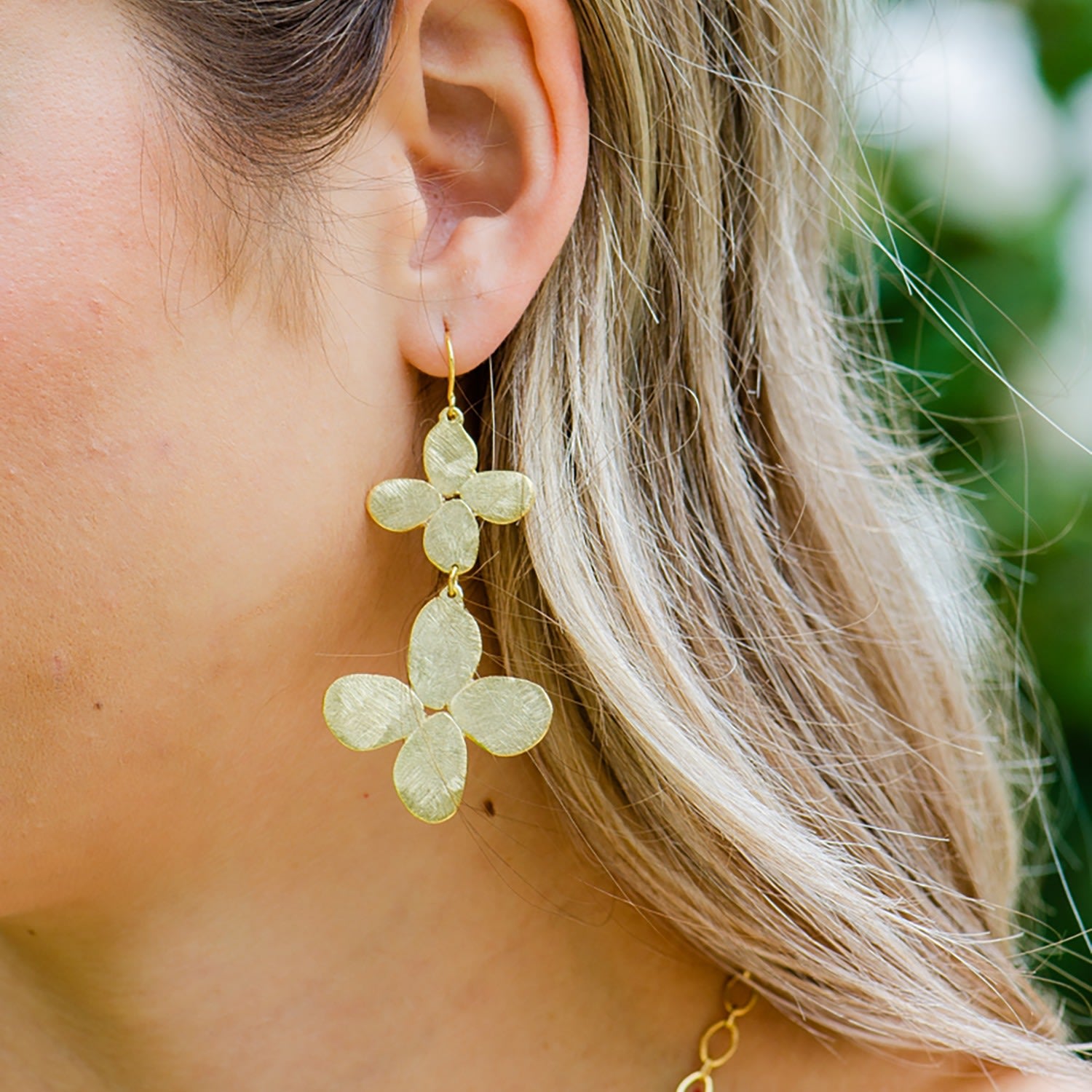 Kaui Double Flower Earrings