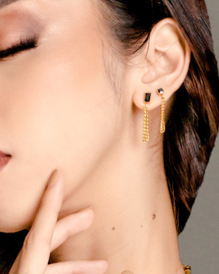 Laurie Black Square Stone Chain Earrings