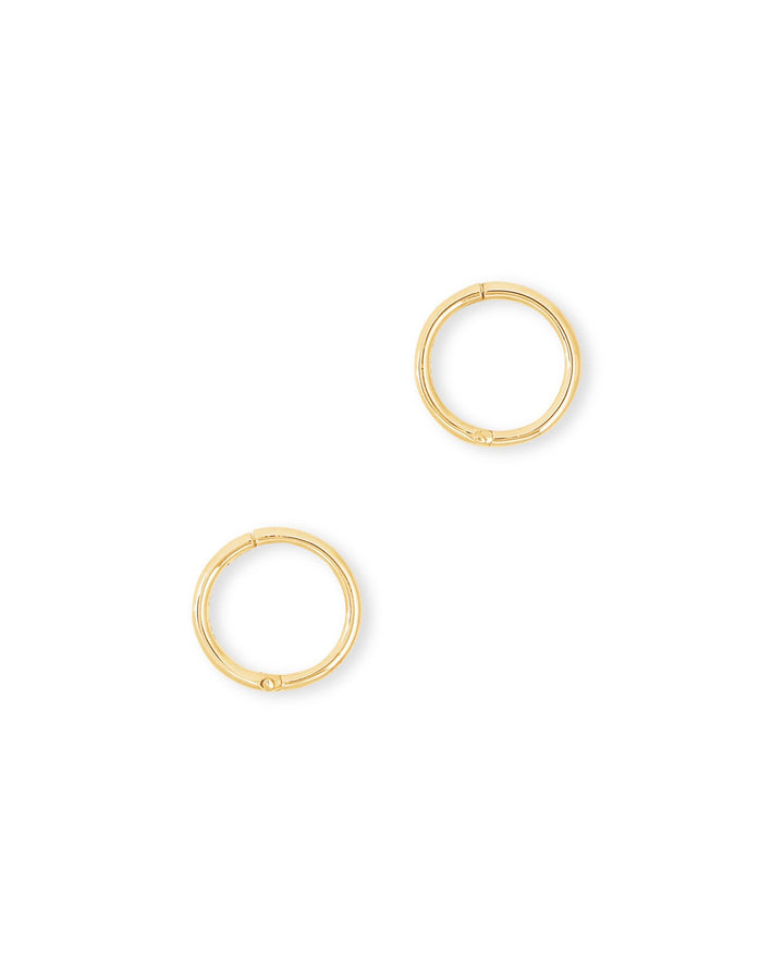 keeley-10mm-huggie-earrings-in-18k-gold-vermeil-kendra-scott
