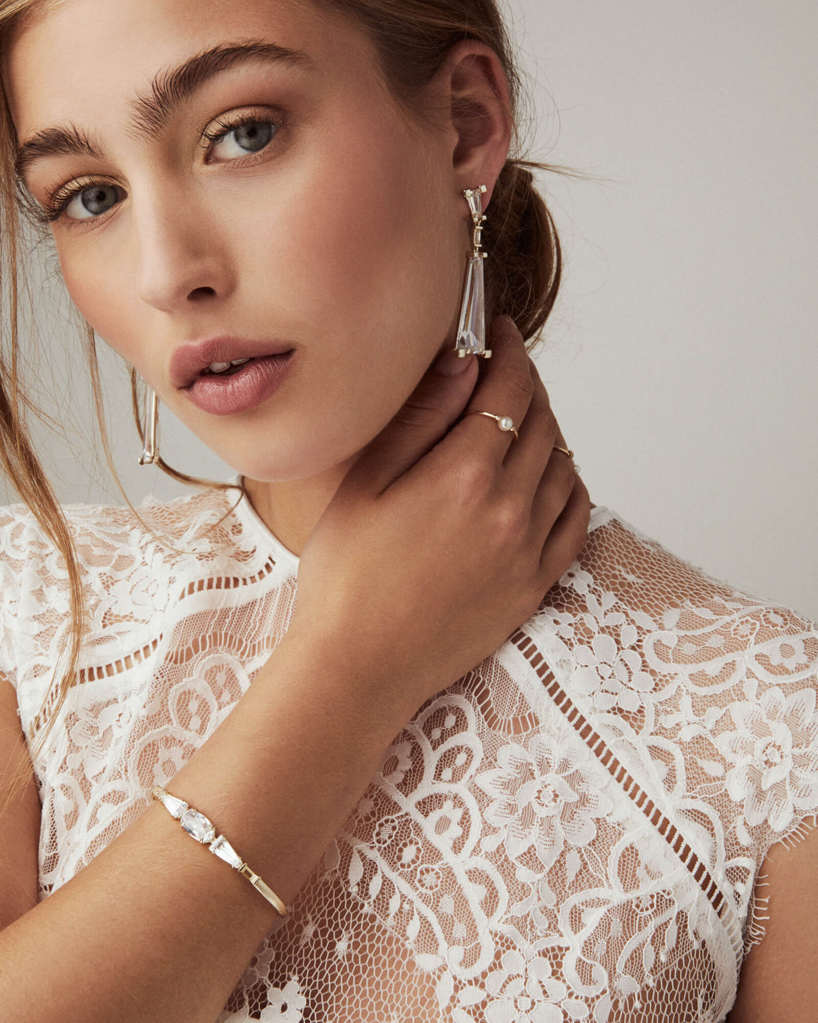 cathleen-14k-yellow-gold-band-ring-in-swarovski