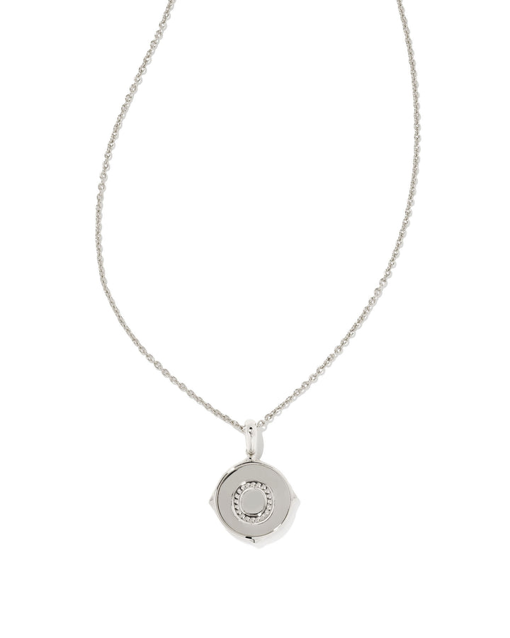 letter-o-silver-disc-reversible-pendant-necklace-in-iridescent-abalone-swarovski