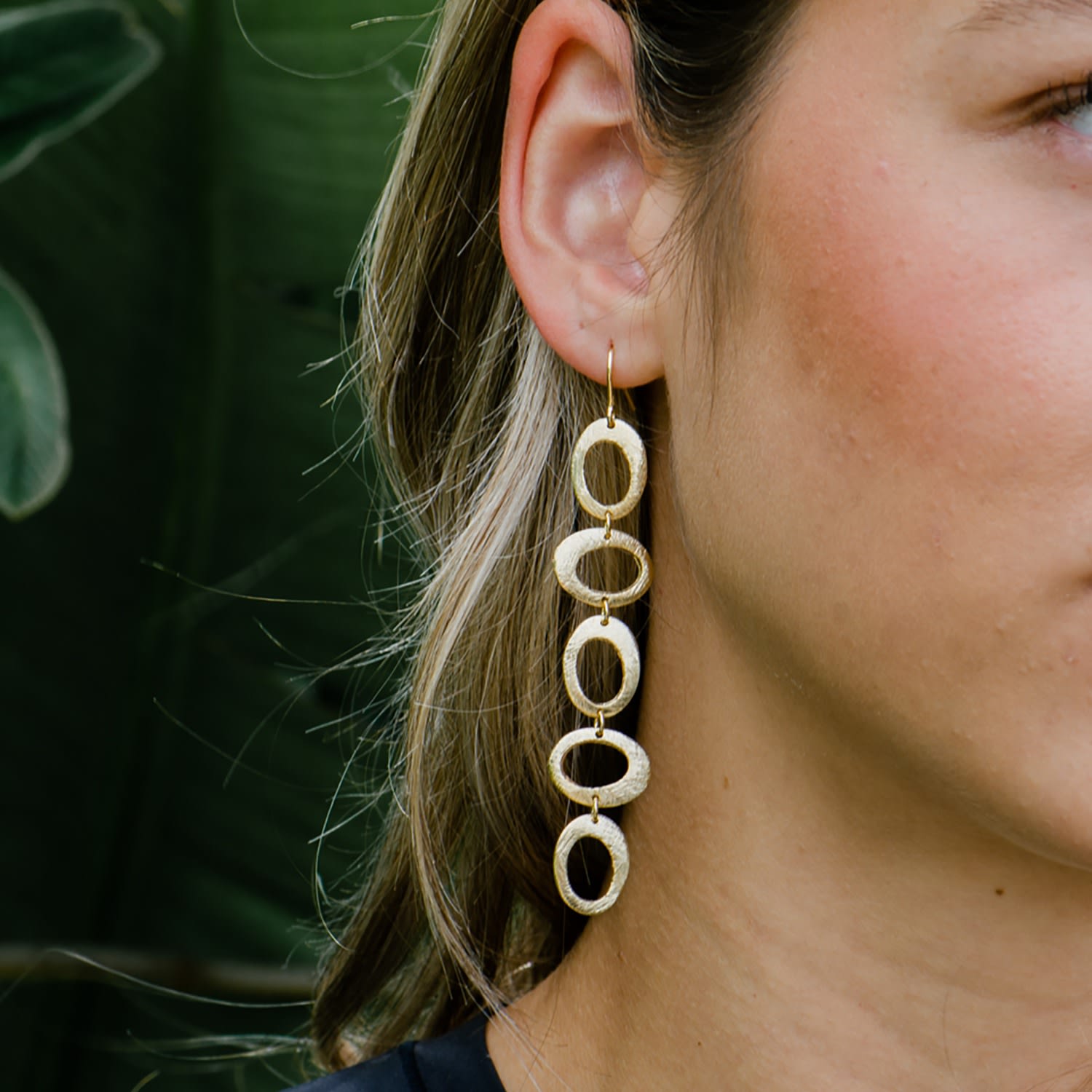 Kit Drop Delicate Earrings