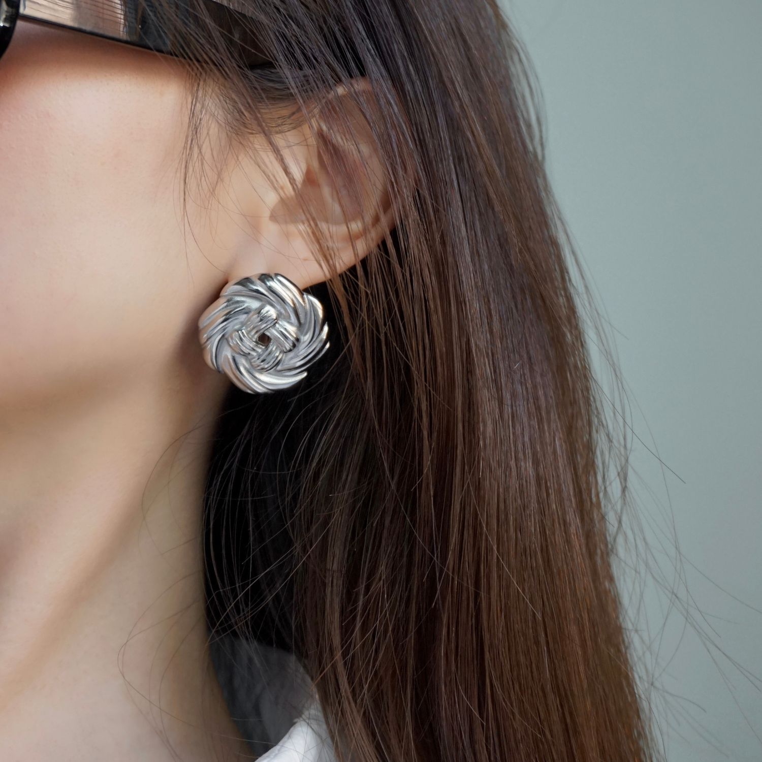 Knot Earrings In Silver