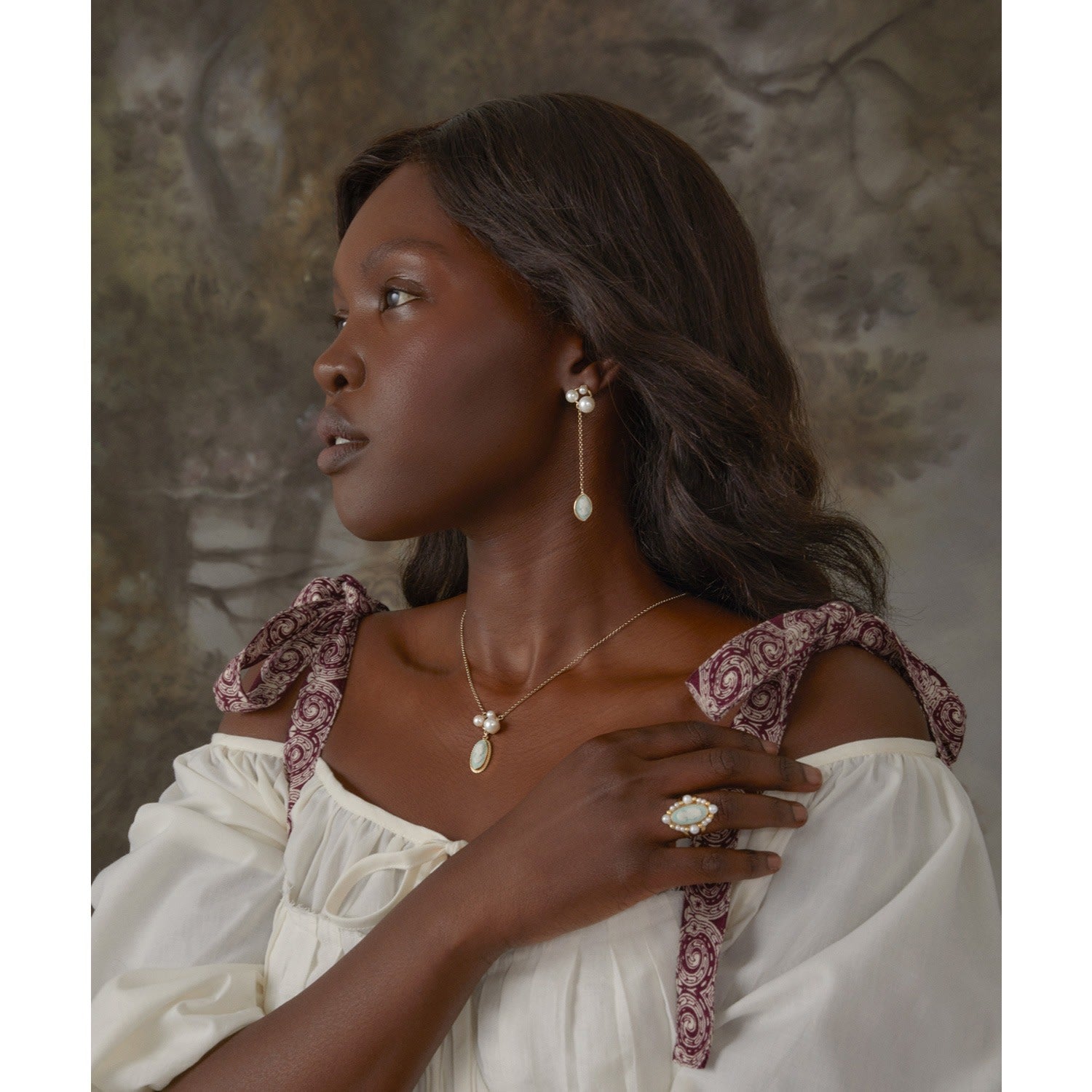 Ophelia Gold-Plated Green Cameo And Pearl Ring