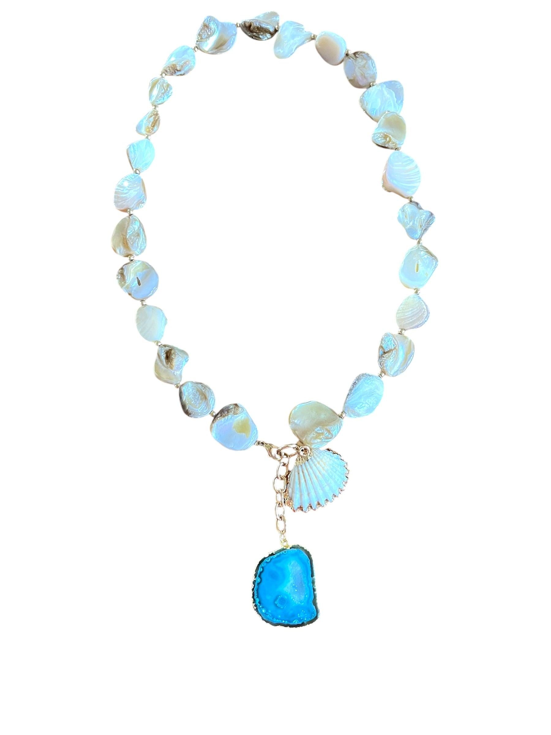 Lagoon Green Necklace