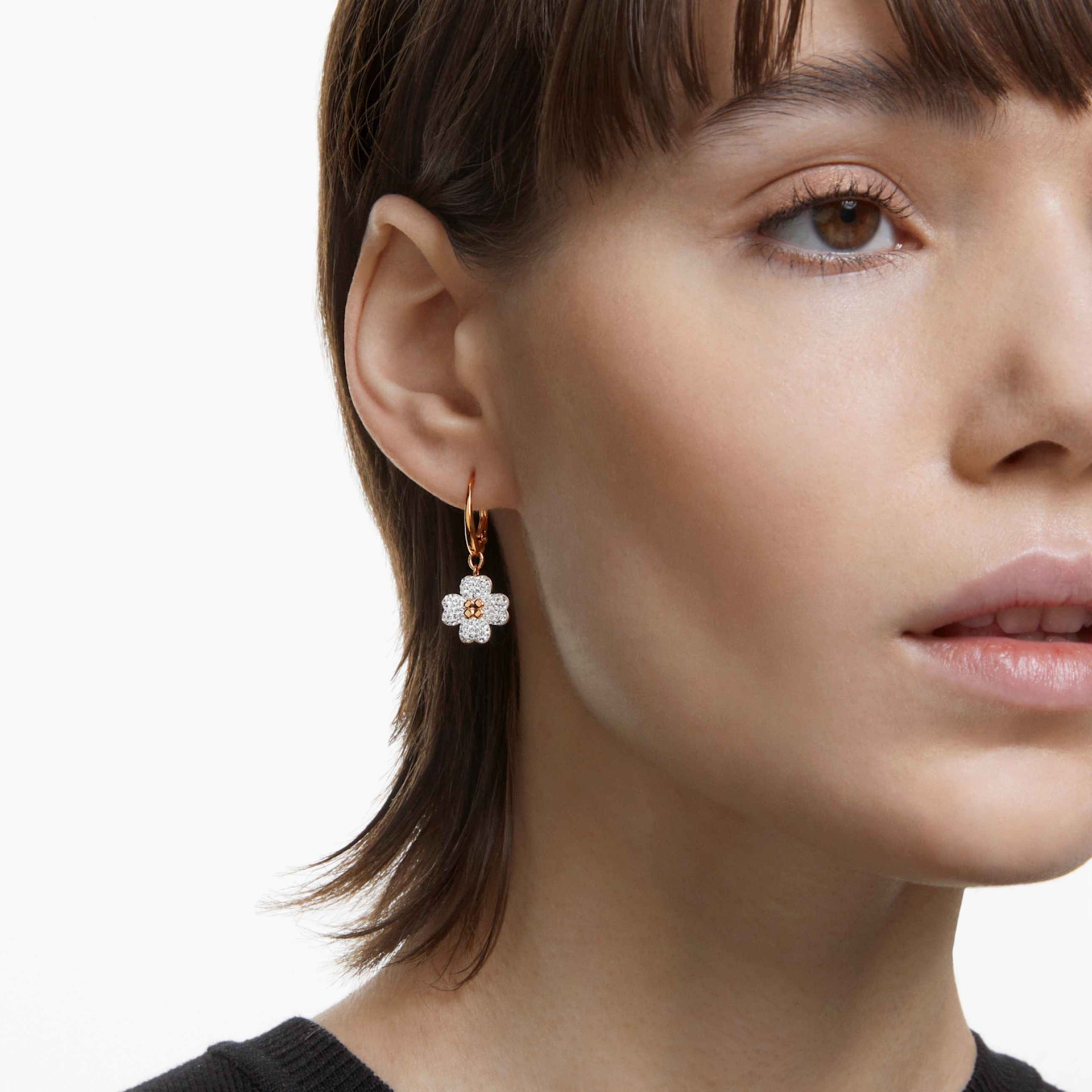 LATISHA DROP EARRINGS FLOWER WHITE ROSE GOLD TONE PLATED