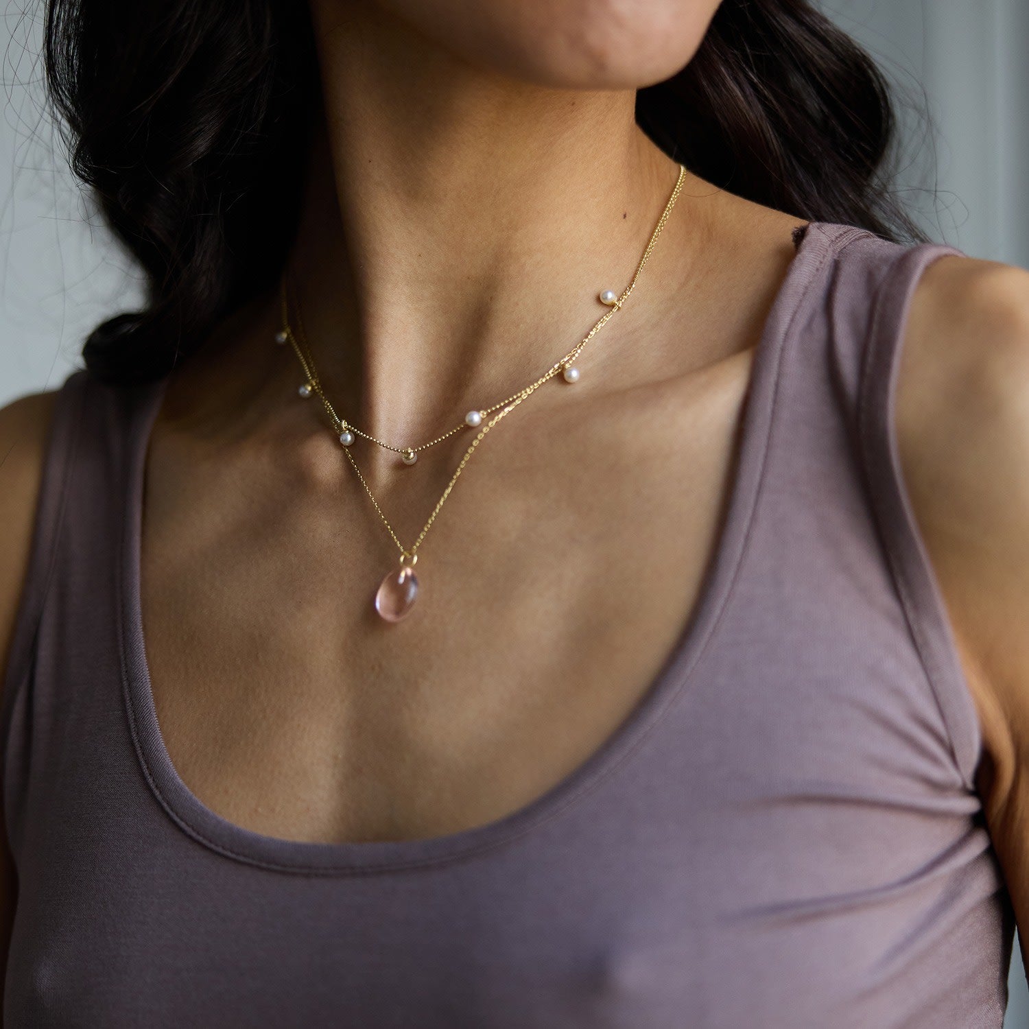 Laura Gold Chain With Tiny White Pearls
