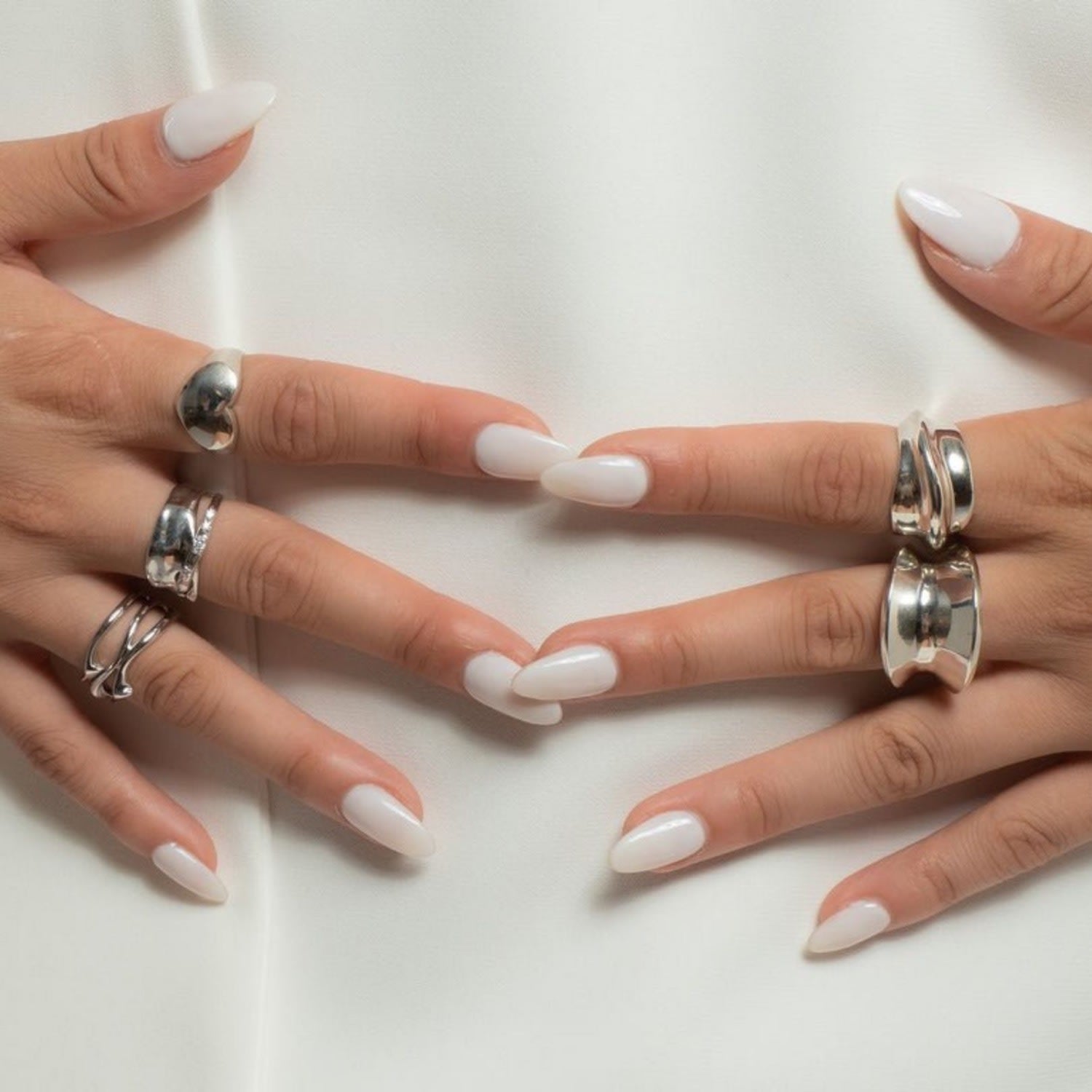 Leclat Grand Heart Silver Ring