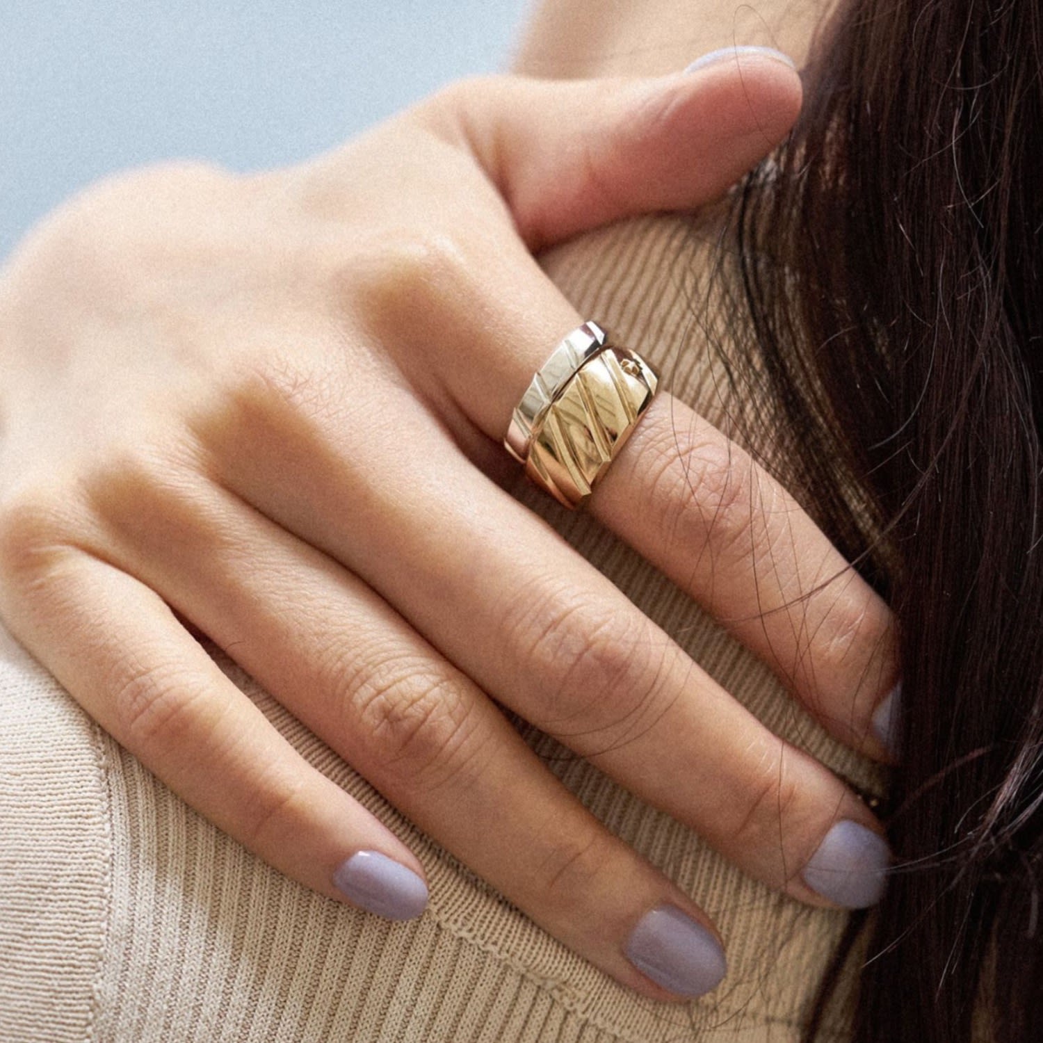 Leclat Lumiere One Gold Ring