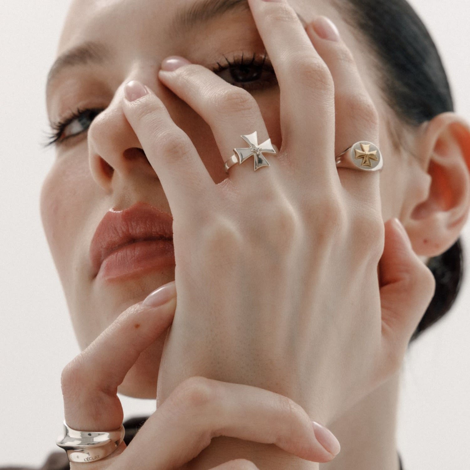 Leclat Malte Cross Silver Ring