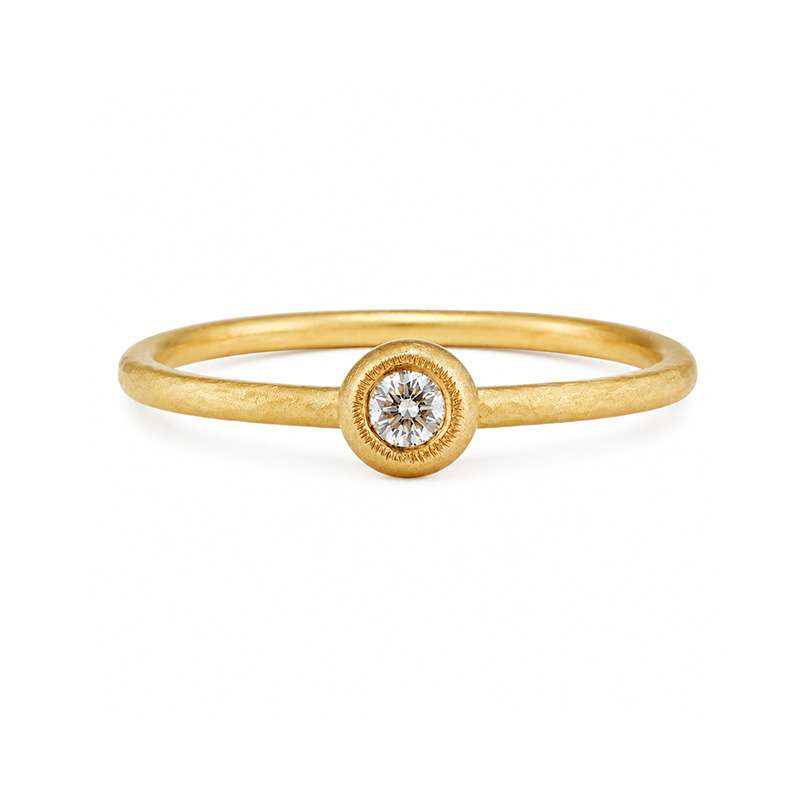 Lila CanadaMark Diamond Engagement Ring in 18ct Fairmined Gold