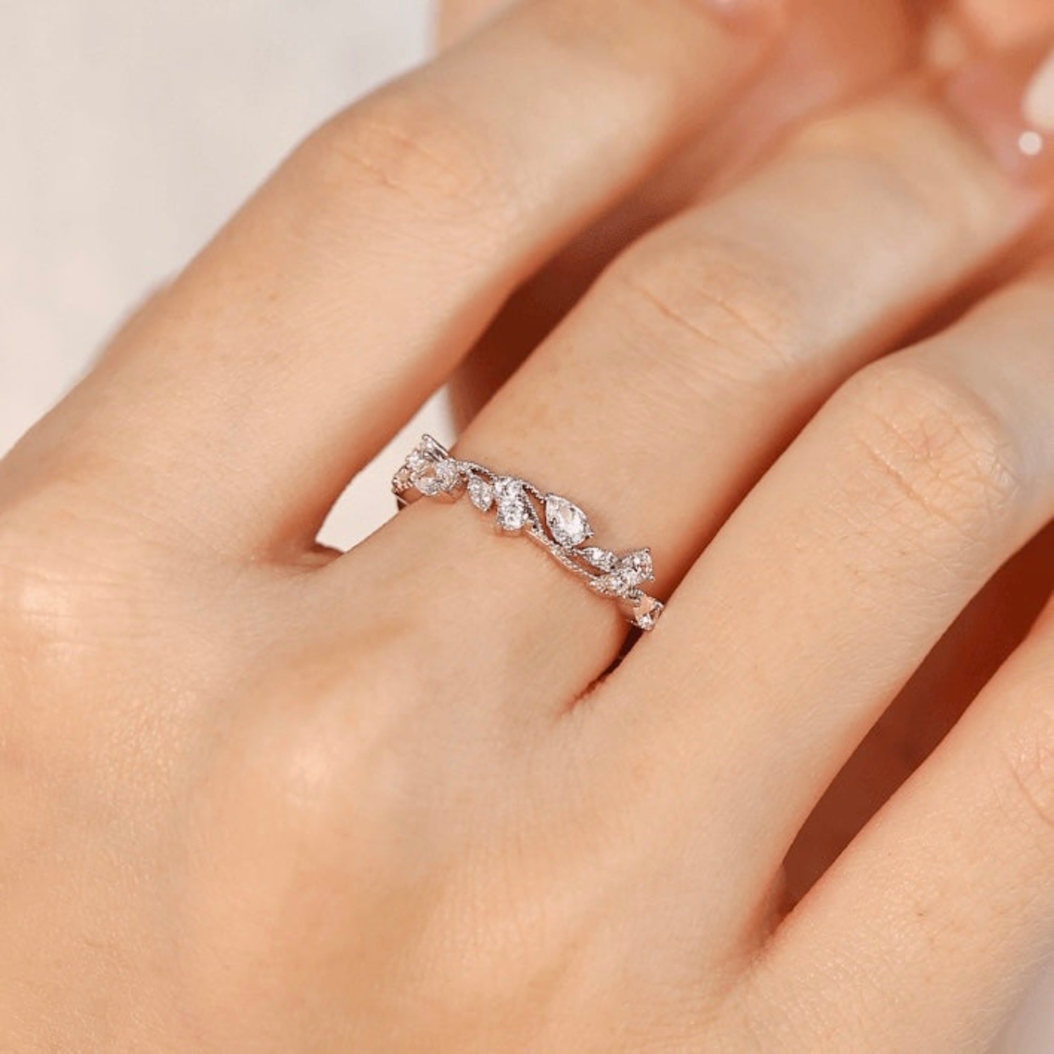 Lily Grace Band White Gold Vermeil