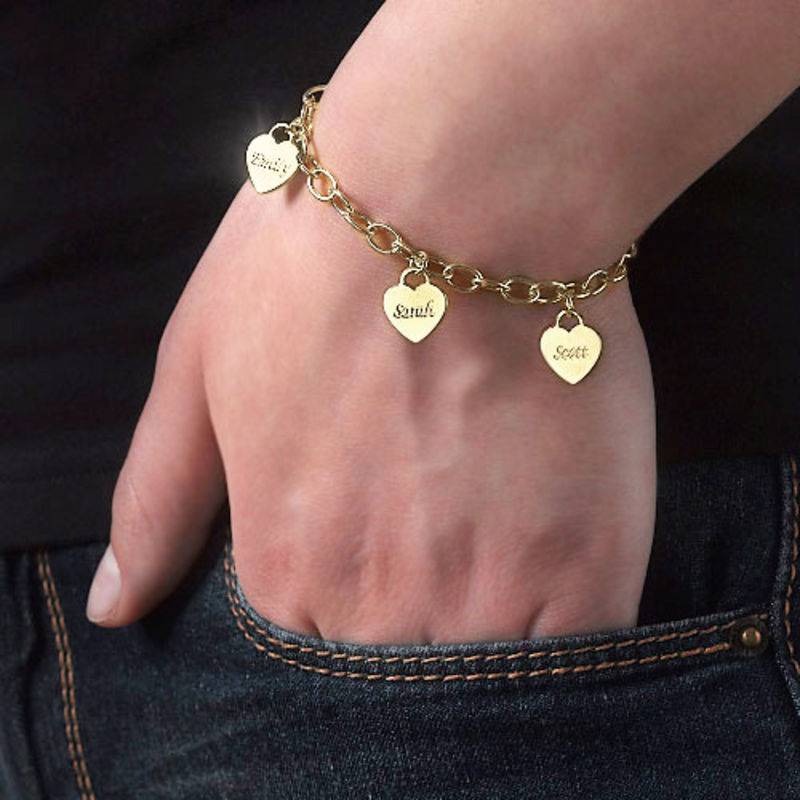 Link Bracelet with Heart Charms in Gold Vermeil - Mom Bracelet - Charms Bracelet for Grandma