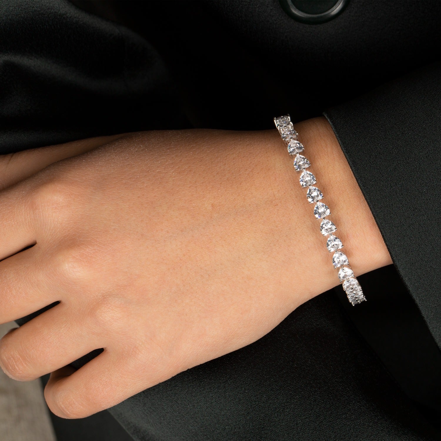 Liny Heart Tennis Bracelet -Silver