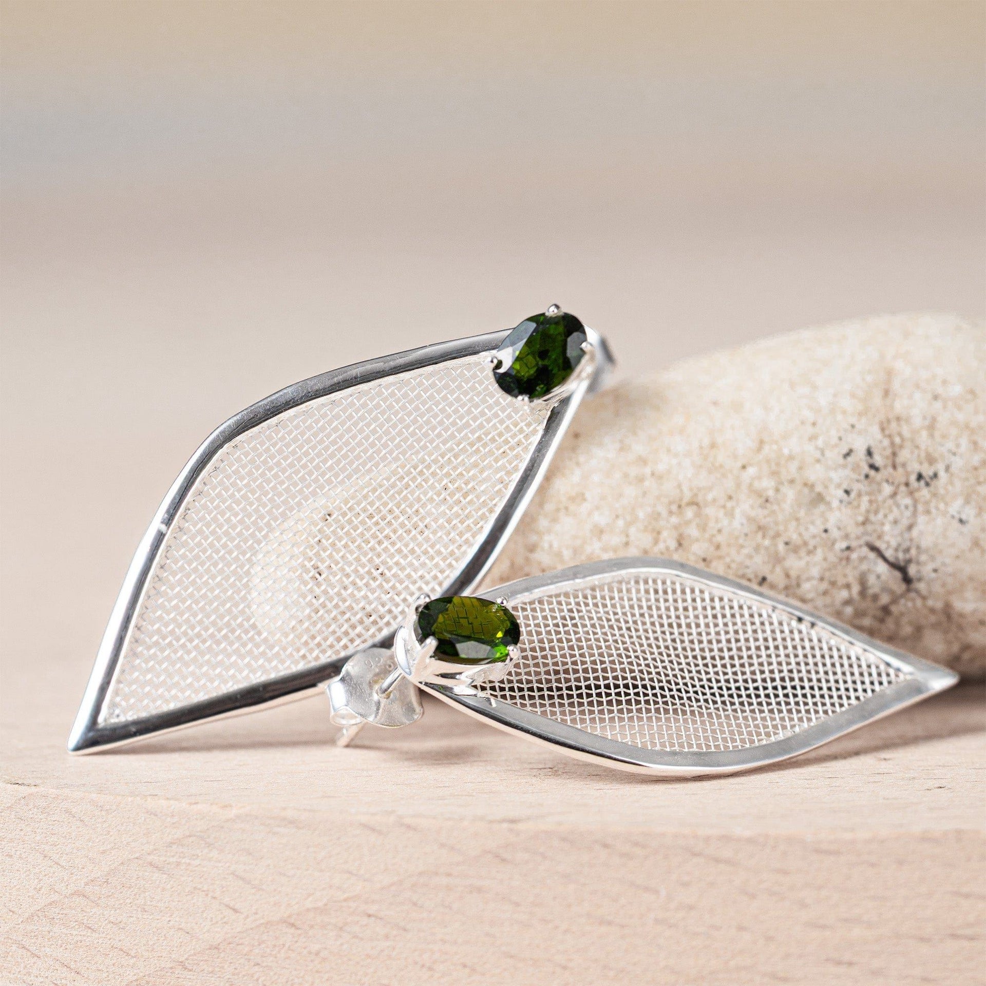 Liora Asymmetric Sterling Silver & Titanium Mesh Earrings With Oval Cut Chrome Diopside