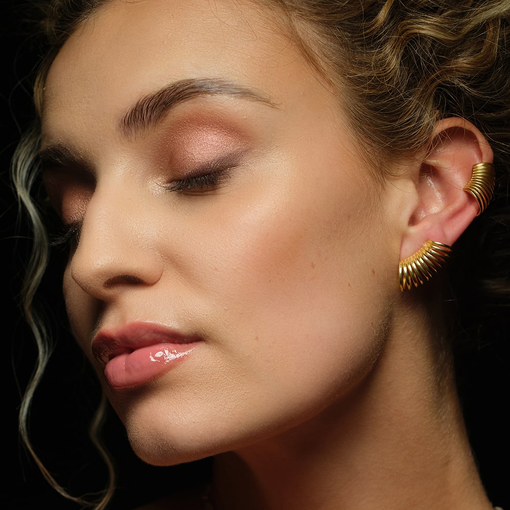Loli Ear Cuff In Gold