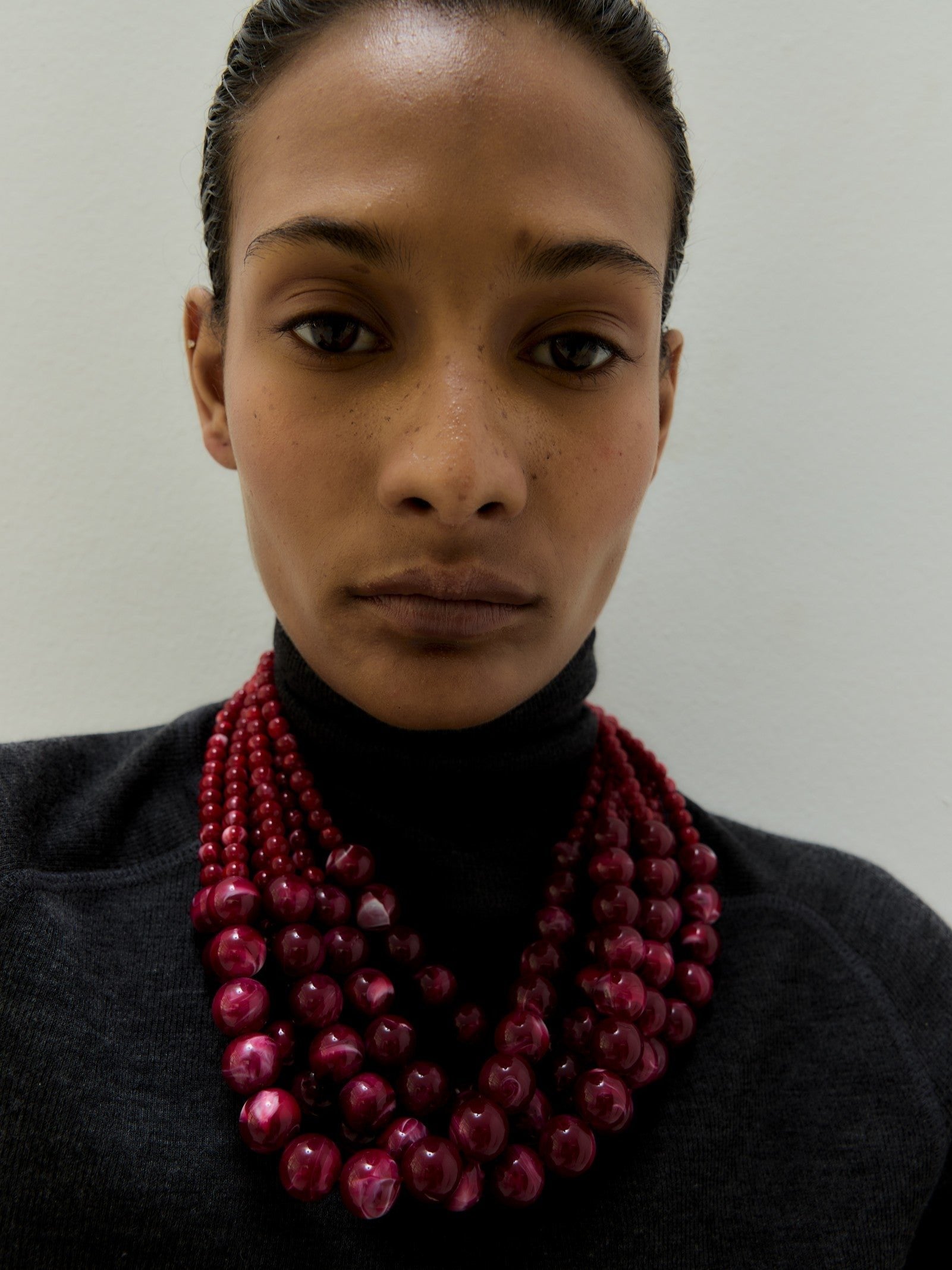 Louise Necklace - Dark Red