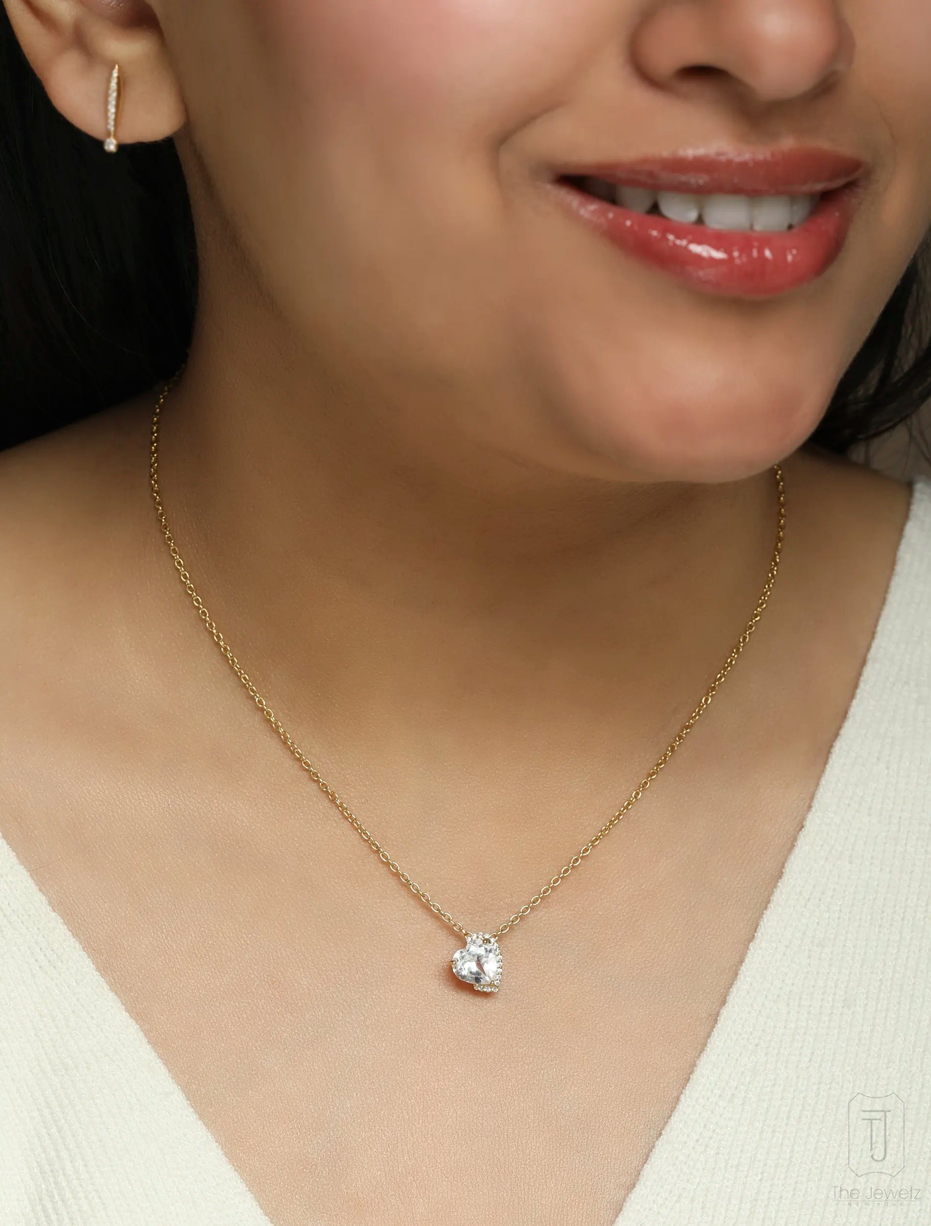 Lover's Rock Heart Shaped Pendant Necklace In Silver For Women | Love Gifting Necklace
