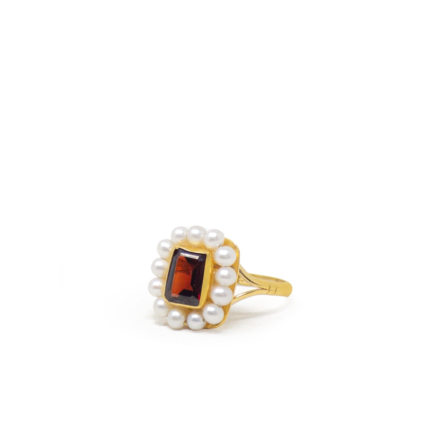 Luccichio Garnet And Pearl Stacking Ring
