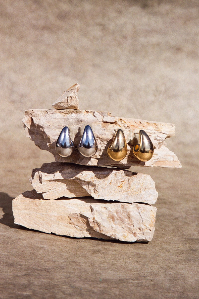 Luna Teardrop Earrings - Gold