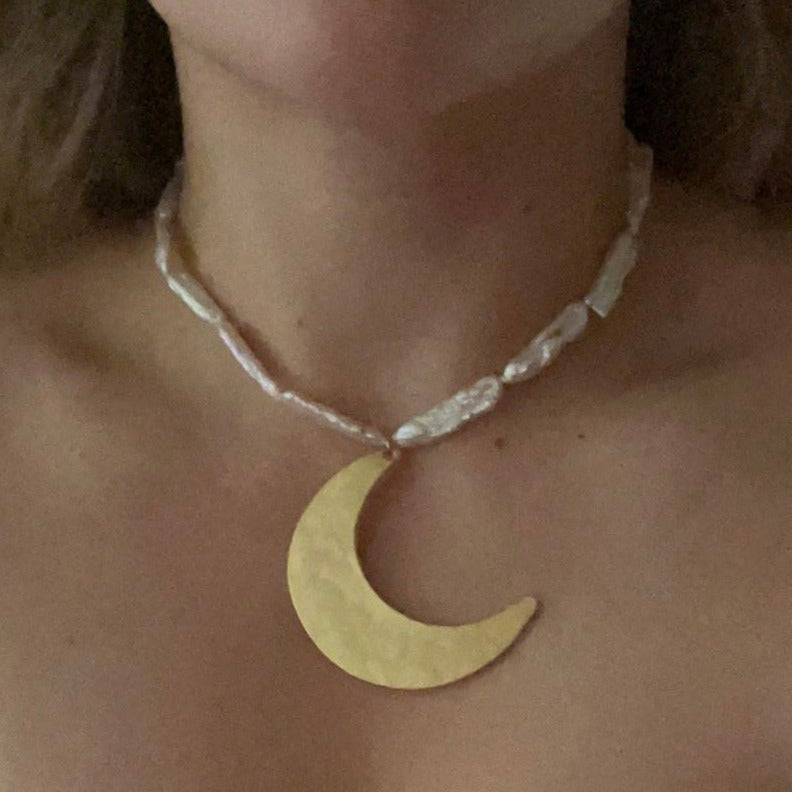Luna Moon Pearl Necklace