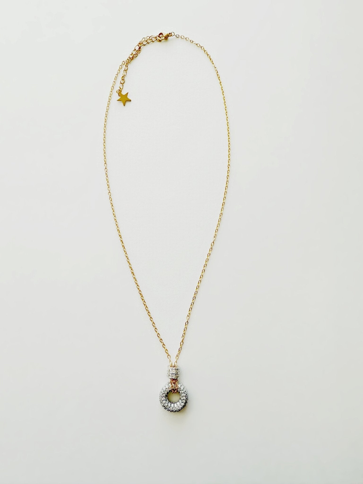 Two Tone Luxe Circle Necklace