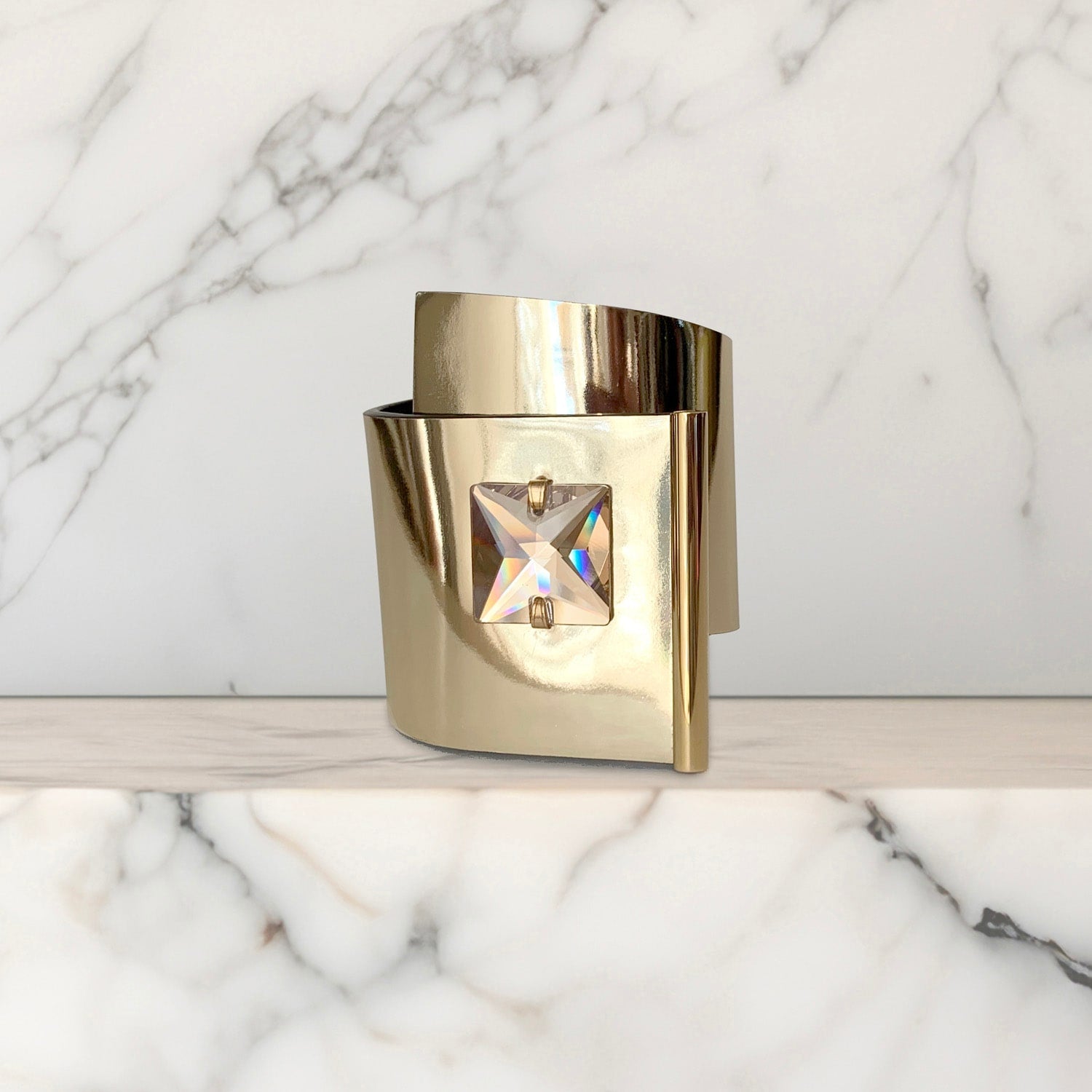 Luxury Versa Cuff Bracelet In Mirror Gold