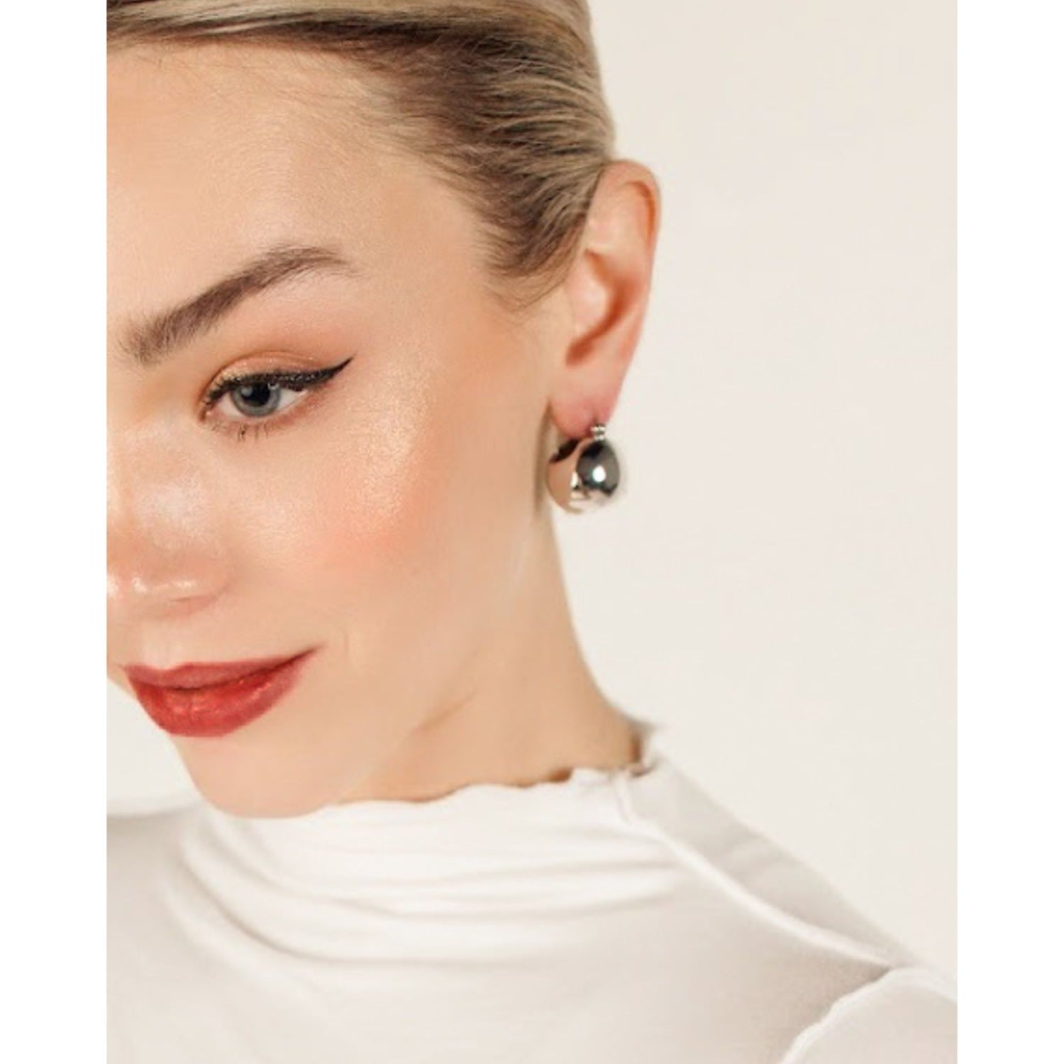 Maeve Dome Earrings -Silver