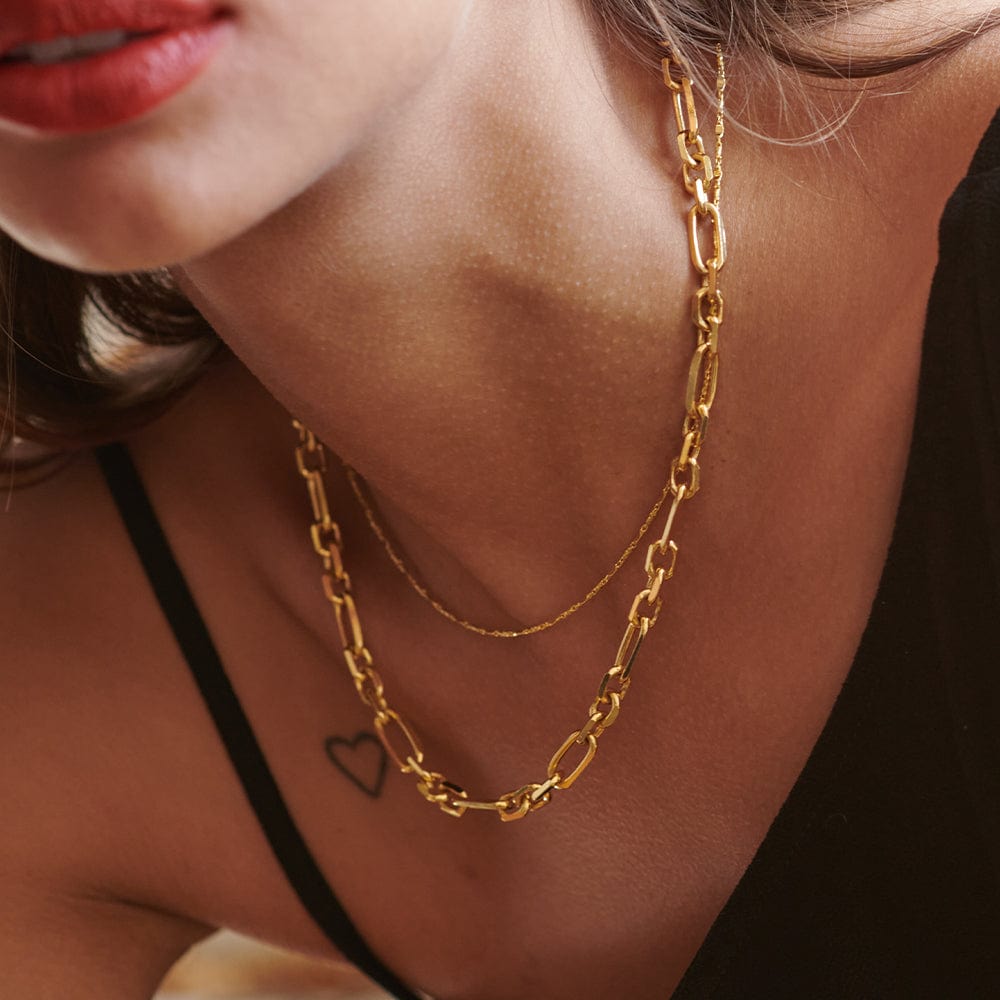 magnus-chunky-chain-necklace-18ct-gold-plated-daisy-london