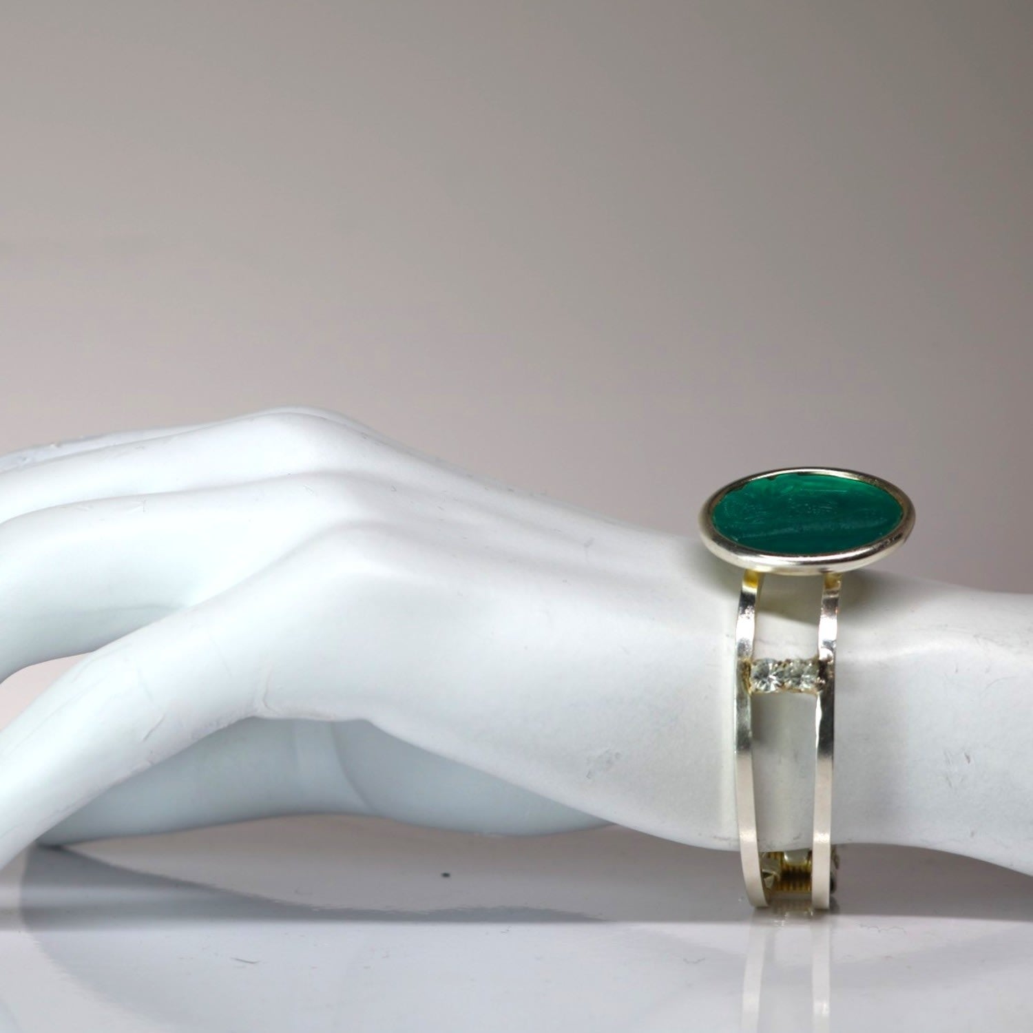 Maharaja Cameo Bracelet In Green