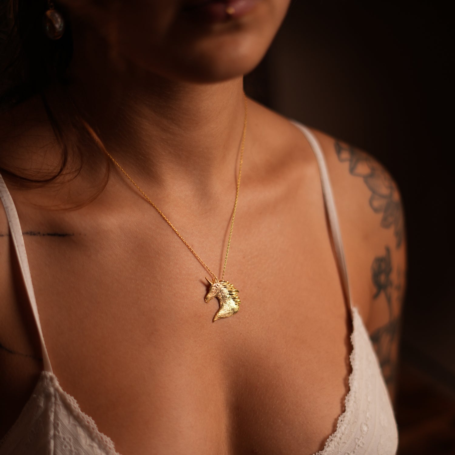 Majestic Unicorn Aura Gold Pendant Chain Necklace - Gold