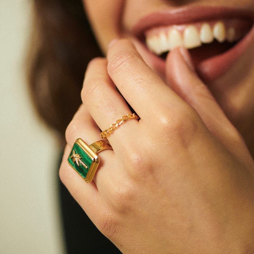 malachite-palm-ring-18ct-gold-plated-daisy-london