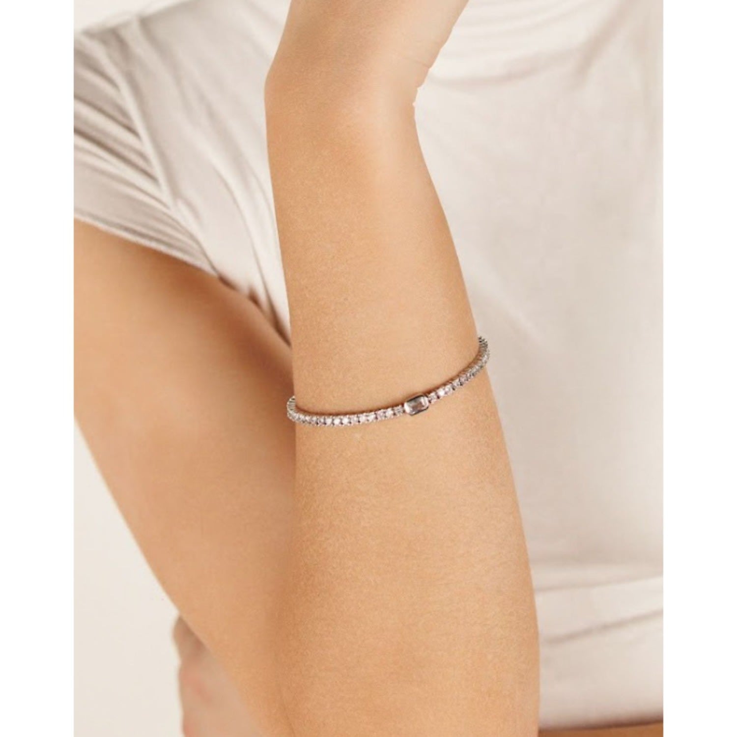 Malvi Tennis Chain Bracelet - Silver