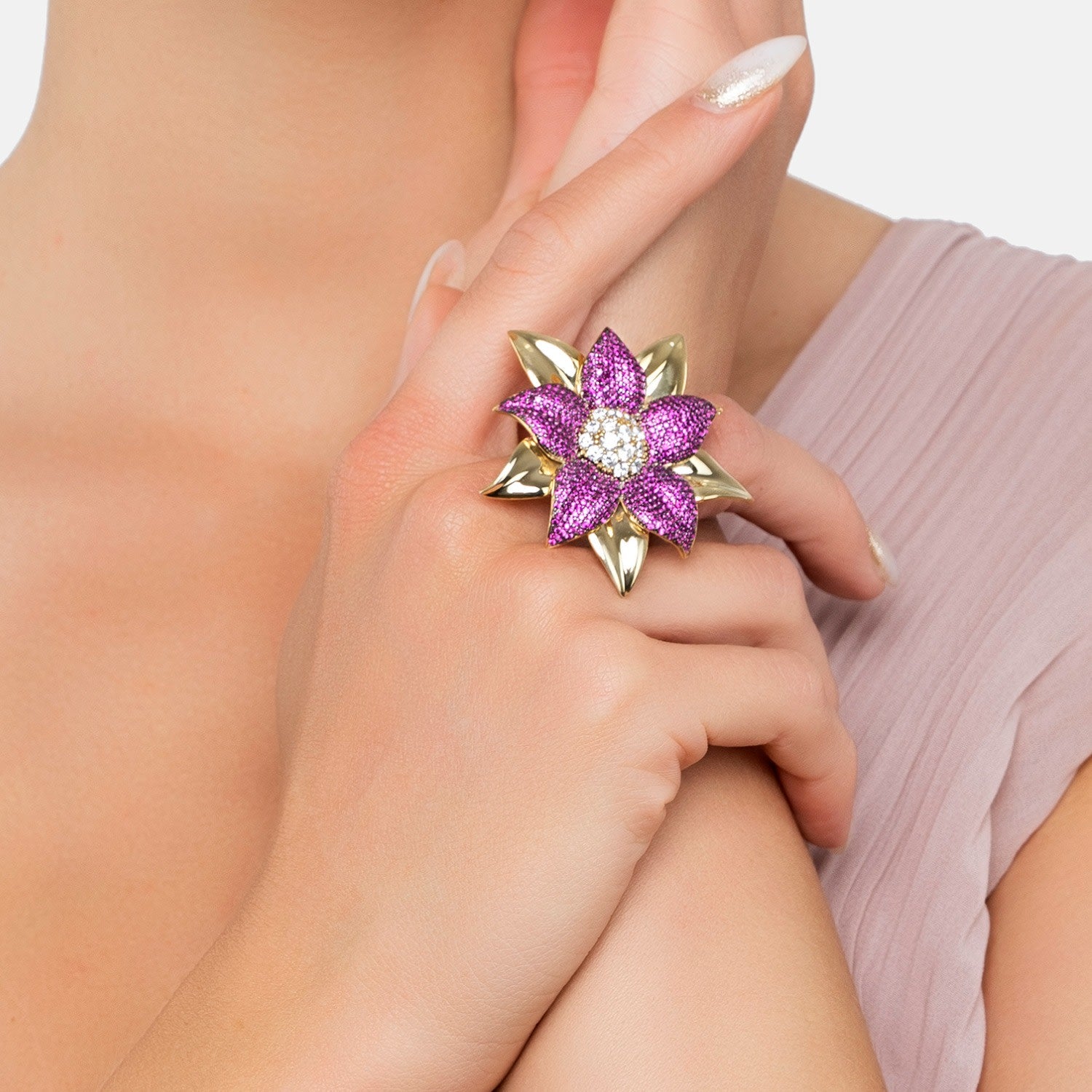 Marguerite Daisy Flower Cocktail Ring Ruby Gold