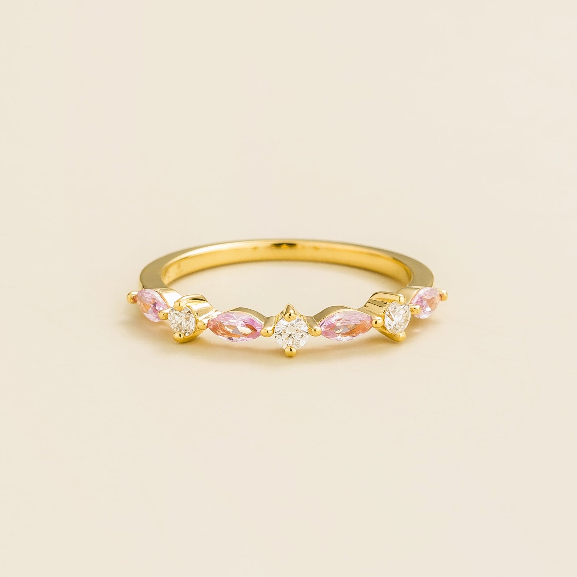 Markiz Gold Ring In Pink Sapphire & Diamond
