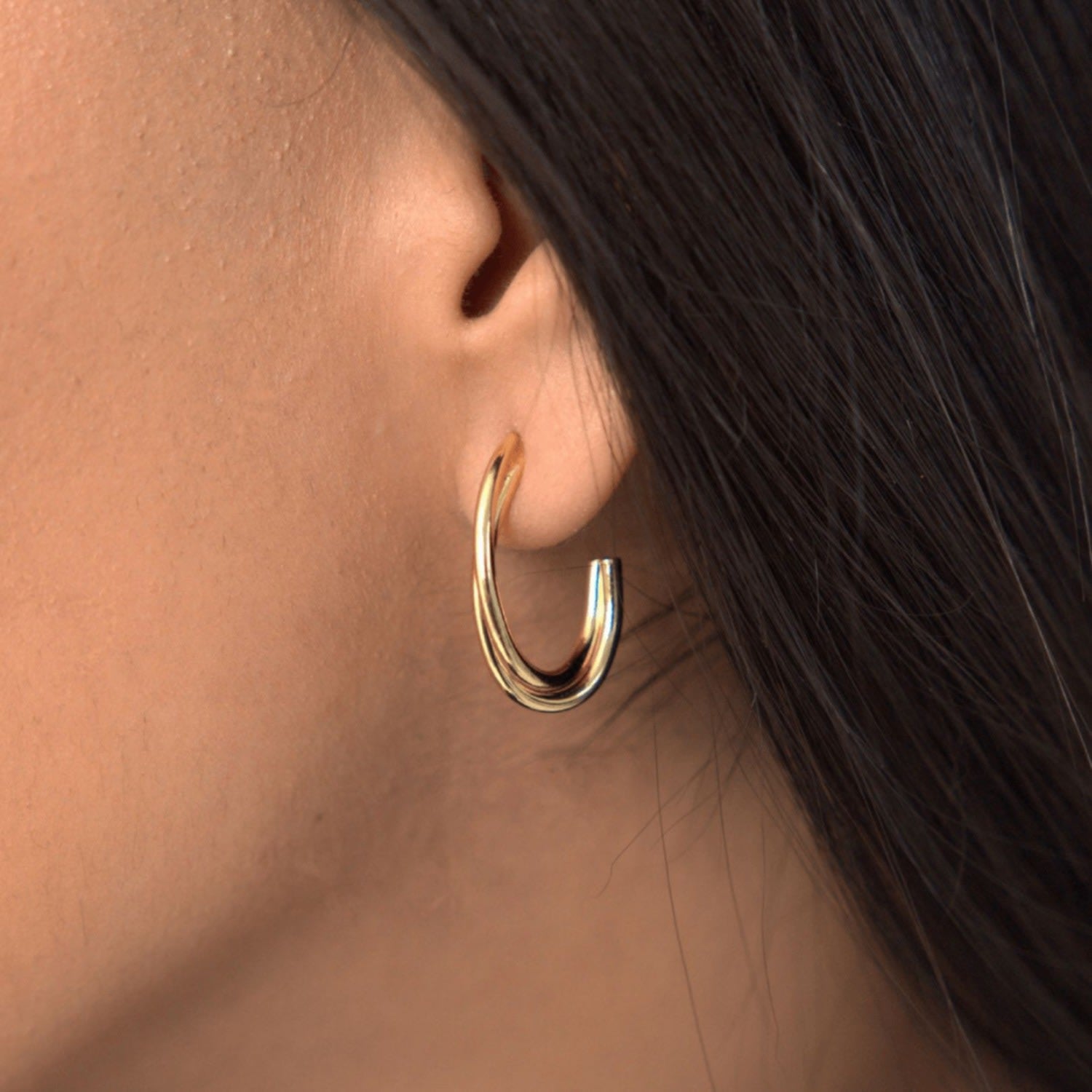 Matias Comma Earrings